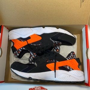 Nike air huarache run , just do it